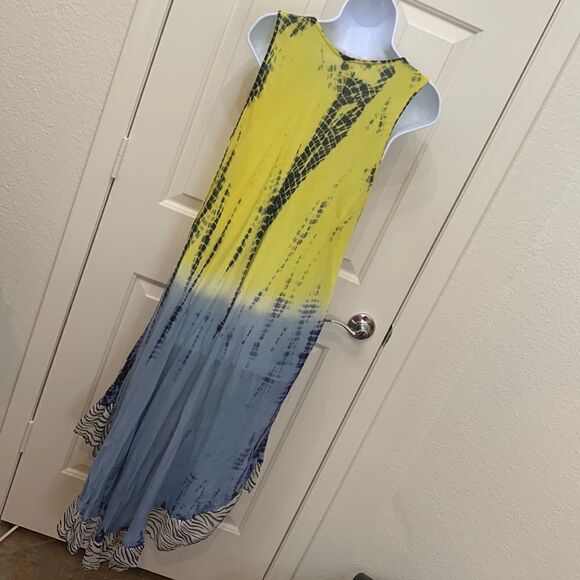 Ocean Breeze Free Size Scoop Neck Short Sleeve Embroidered Hi Low Maxi Dress - Picture 5 of 10